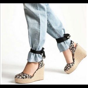 JLO Ondina Espadrille Women's Heels 8.5